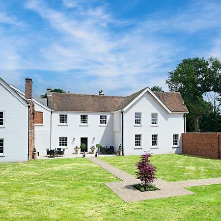 リングウッド Tyrrells Park Bed & Breakfast エクステリア 写真